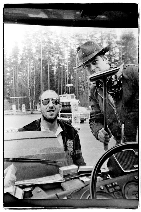 Rod and Rod look after the touring machine.