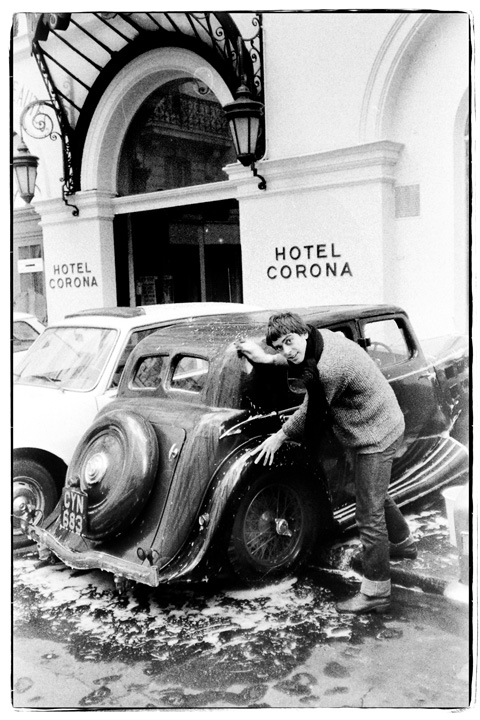 Roderic with his new love